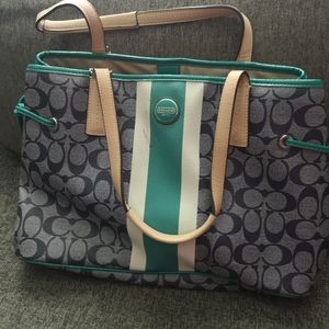 Coach shoulder bag
